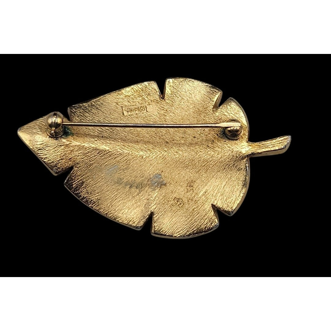 Crown Trifari Leaf Pin Brooch Vintage 1940s Polished Gold Plated Rare Find