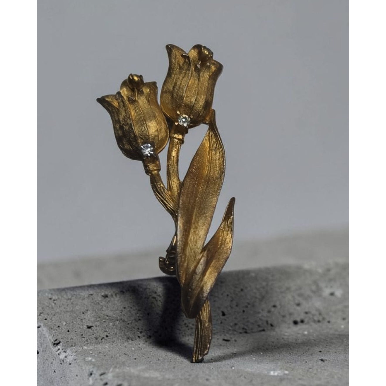 Vintage 1966 OB CO Ostby Barton Gold Tone Florentine Finish Tulip Flower Brooch