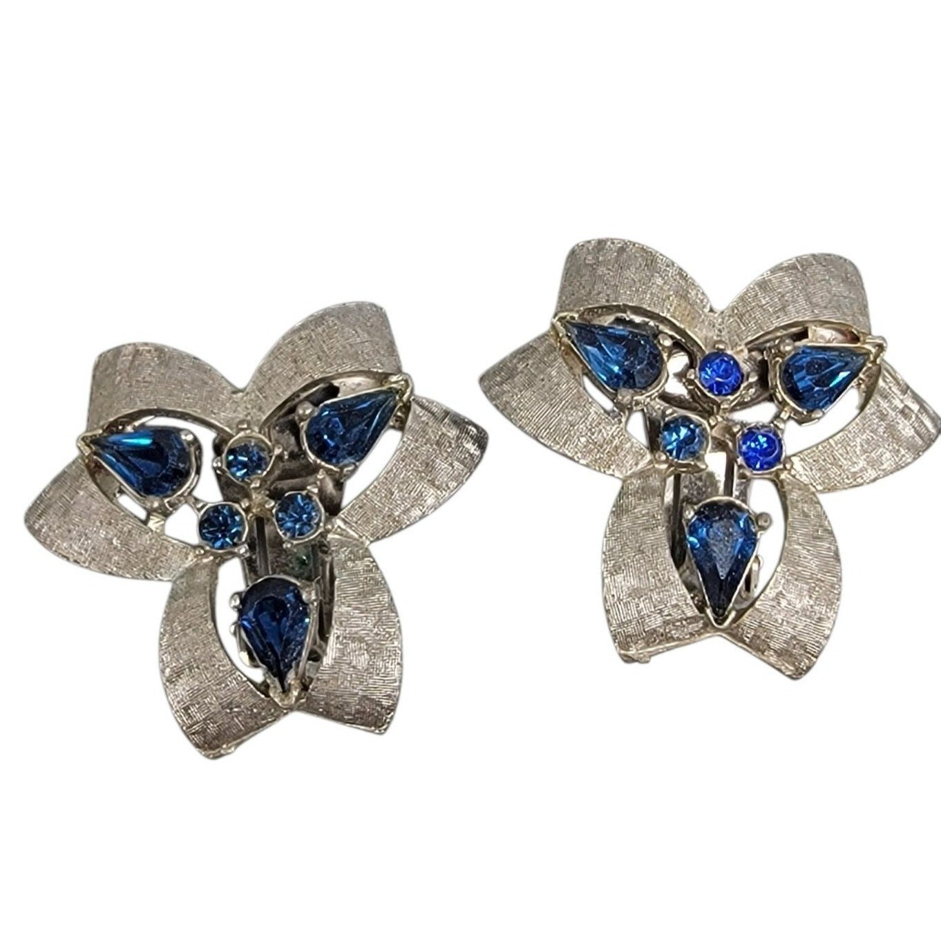 Karl Arke Inc Large Floral Clip On Earrings Silver Tone Blue Rhinestones Vintage