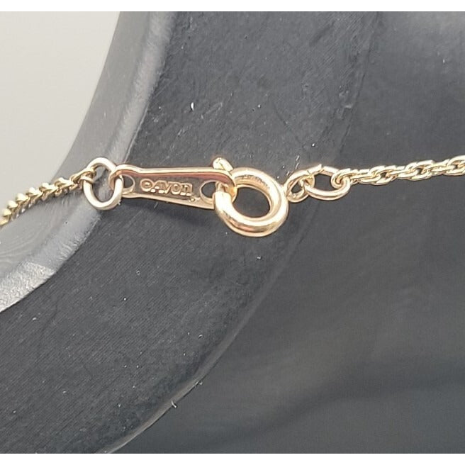 Vintage 1982 Avon Country Christmas Pendant Necklace 18" Gold Tone Chain