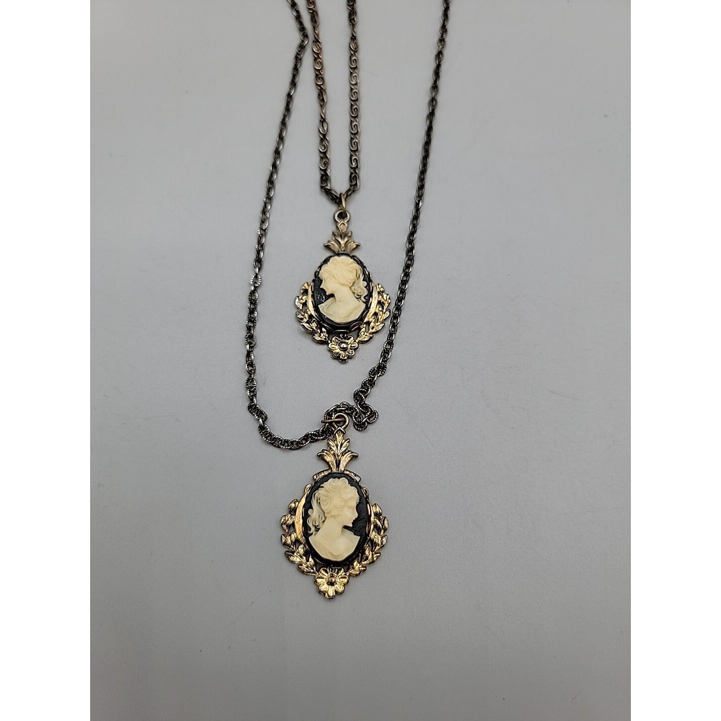 Double Faux Glass Cameo Necklace 18" Gold Tone Chain Right & Left Facing