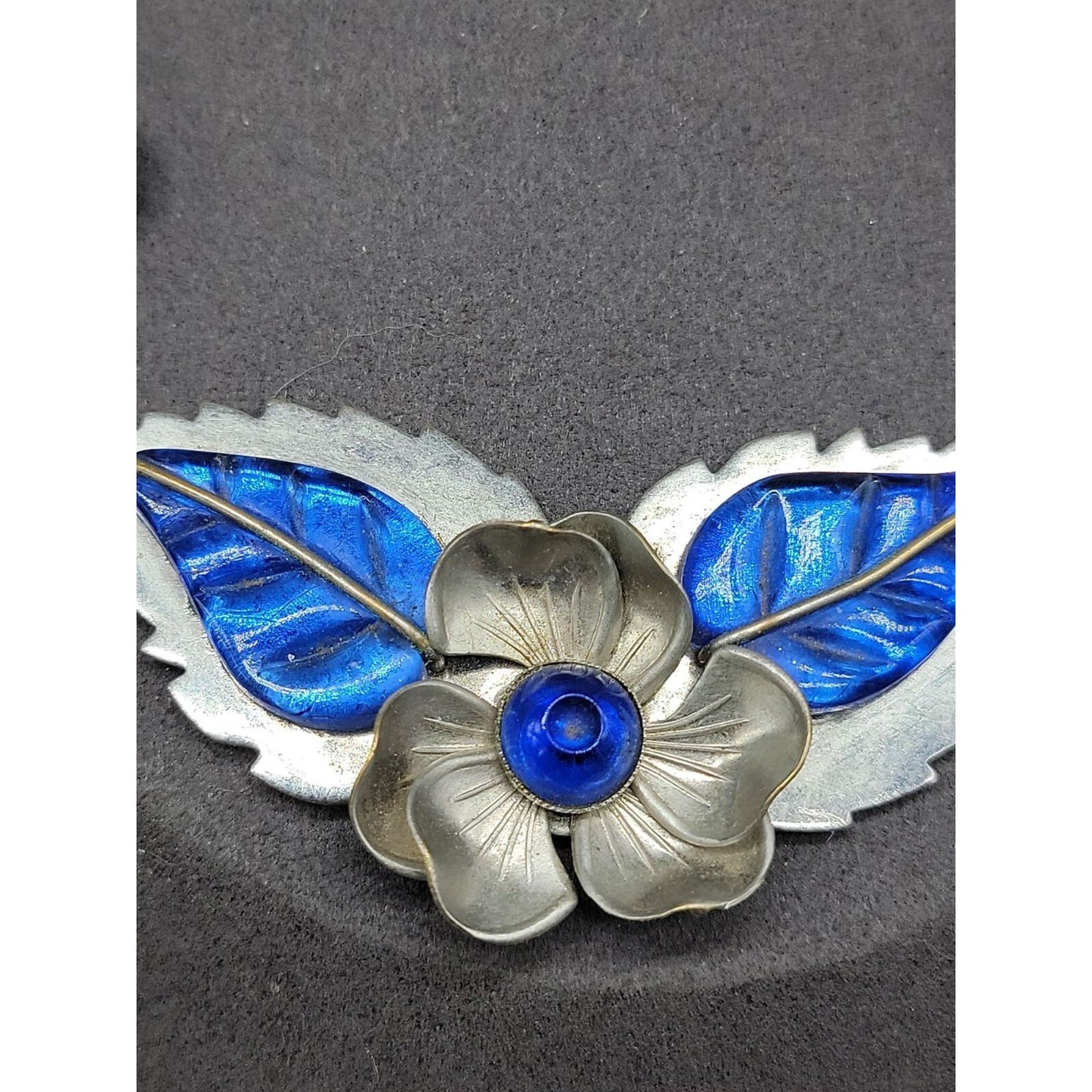 Vtg 1940s Carved Blue Lucite Floral Bib Necklace WWII Pot Metal Unsigned