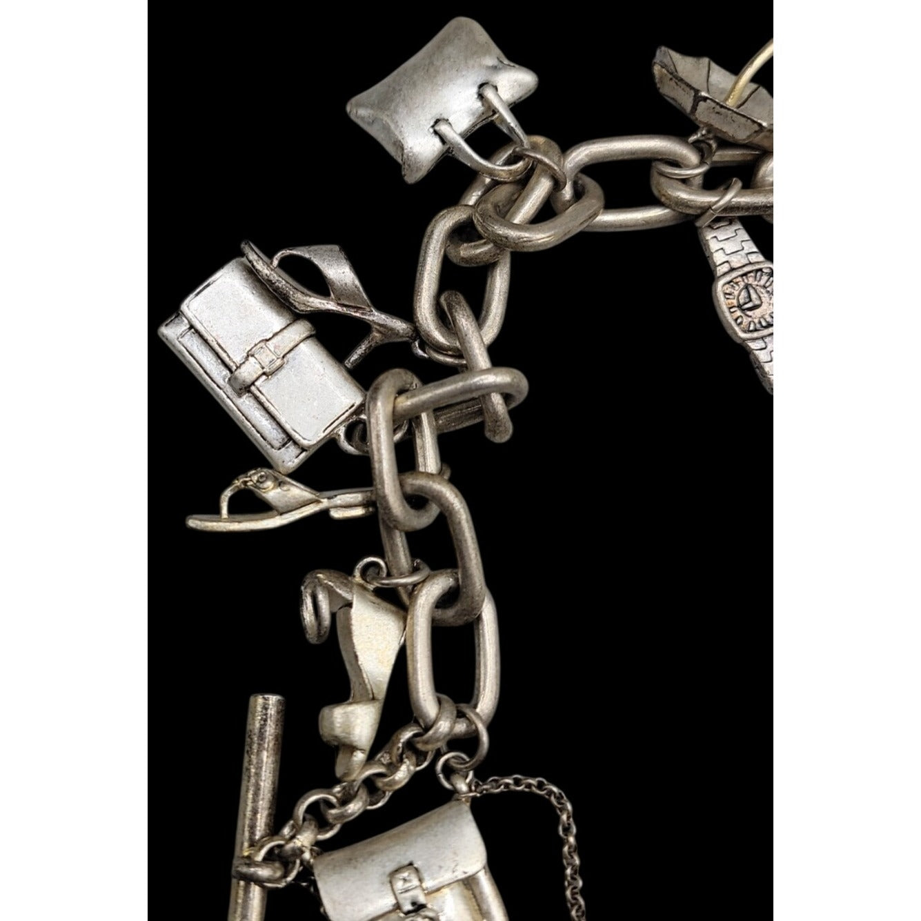 Kenneth Cole New York Fashion Ladies Charm Bracelet Silver Tone 6.5" Accessories