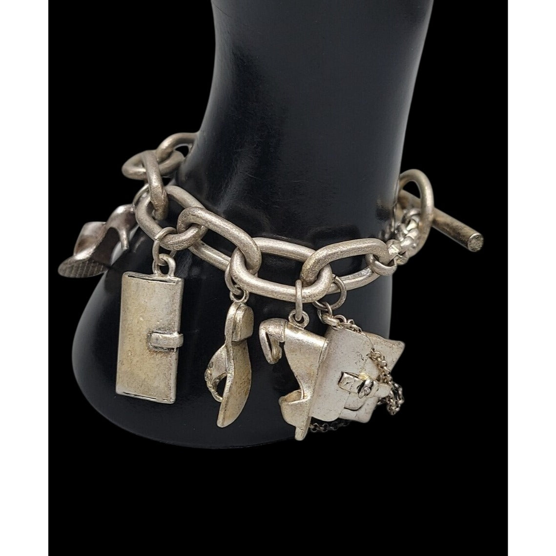 Kenneth Cole New York Fashion Ladies Charm Bracelet Silver Tone 6.5" Accessories