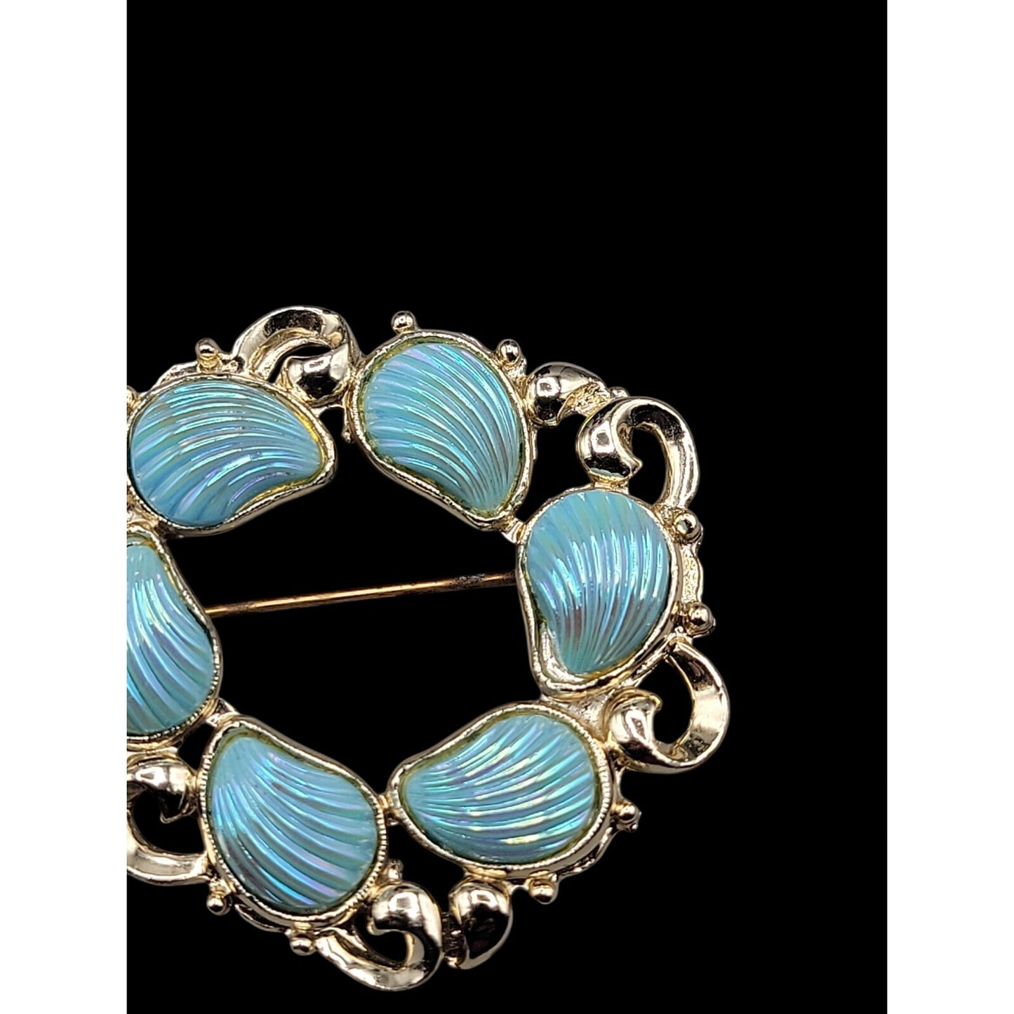 Vintage Carved Shell Gemstone Gold Plated Wreath Brooch Iridescent Baby Blue