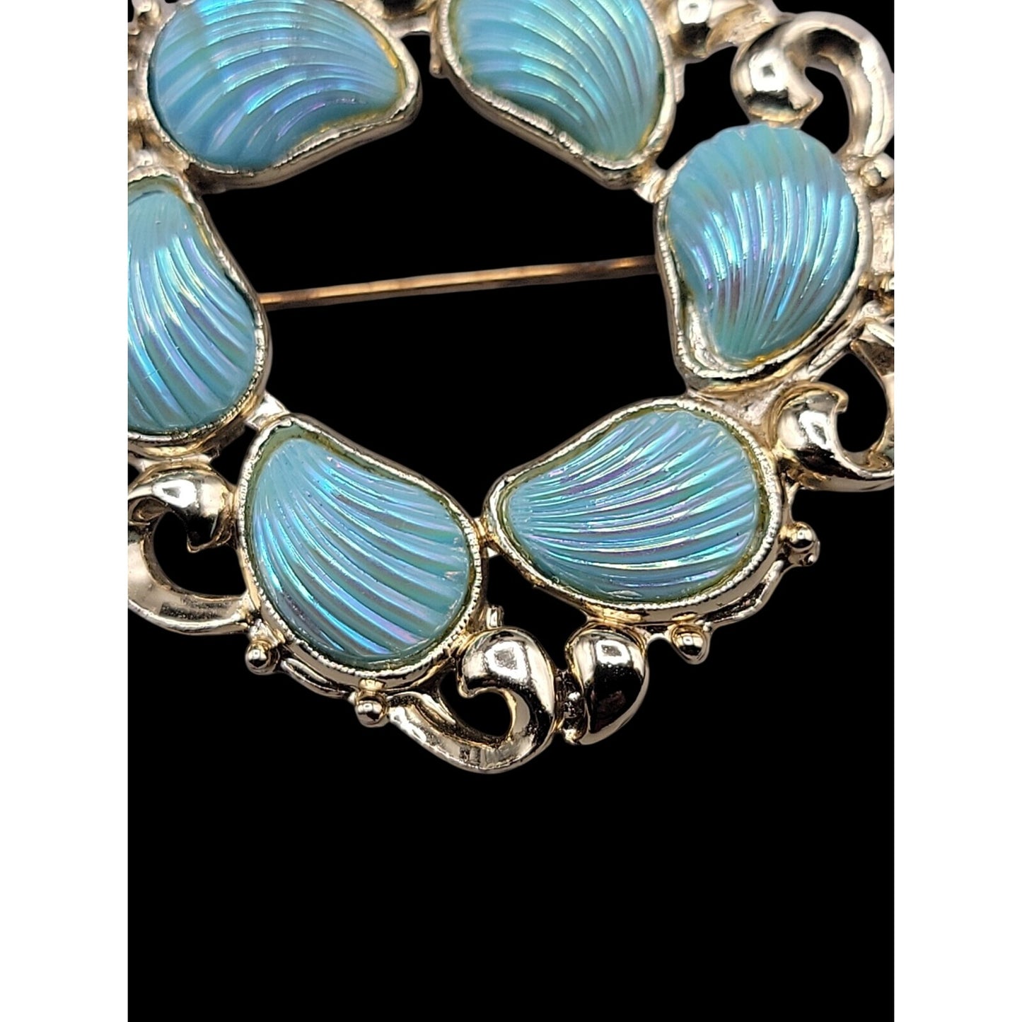 Vintage Carved Shell Gemstone Gold Plated Wreath Brooch Iridescent Baby Blue
