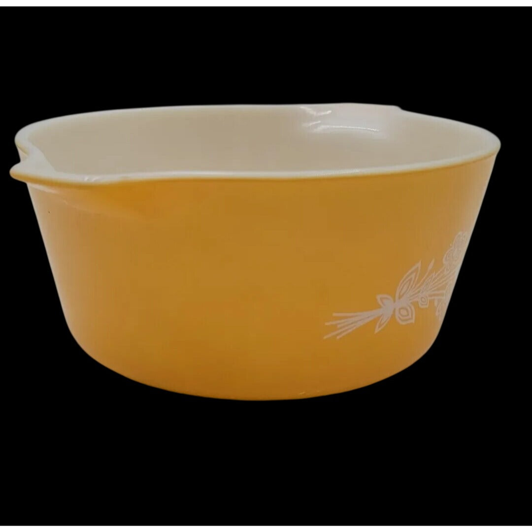 Pyrex Dish 474-B Butterfly Gold 2 Round Casserole 1979 Yellow 1.5 Qt No Lid Vtg