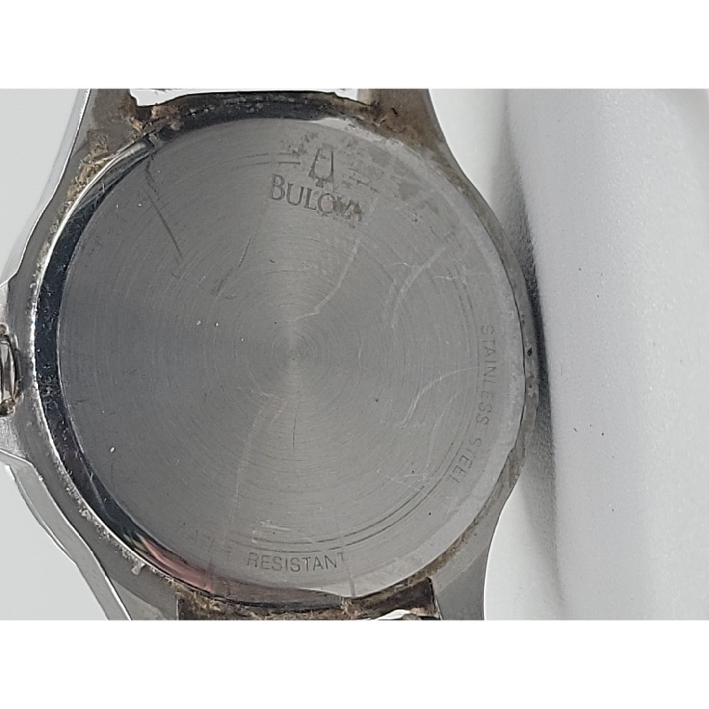 Bulova Adventurer Ladies Watch Quartz 96M110 Date Window 33mm 2011