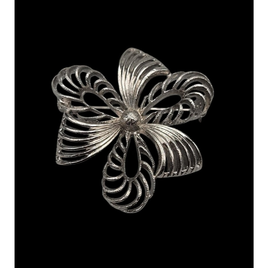 Vintage Lisner Bow Ribbon Brooch Pin Open Metal Work Textured Silver Tone