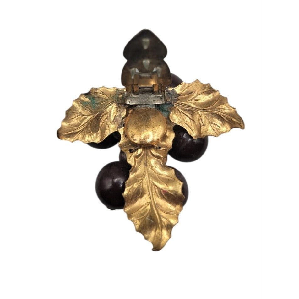 Vtg 1930s Wood Grape Cluster Fur/Dress Clip Art Deco Brass Leaf Chocolate Brown