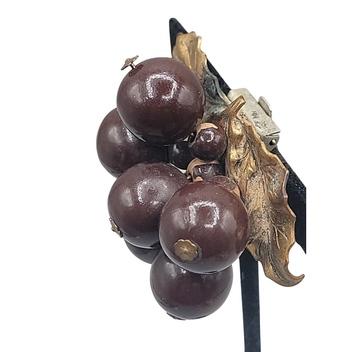 Vtg 1930s Wood Grape Cluster Fur/Dress Clip Art Deco Brass Leaf Chocolate Brown