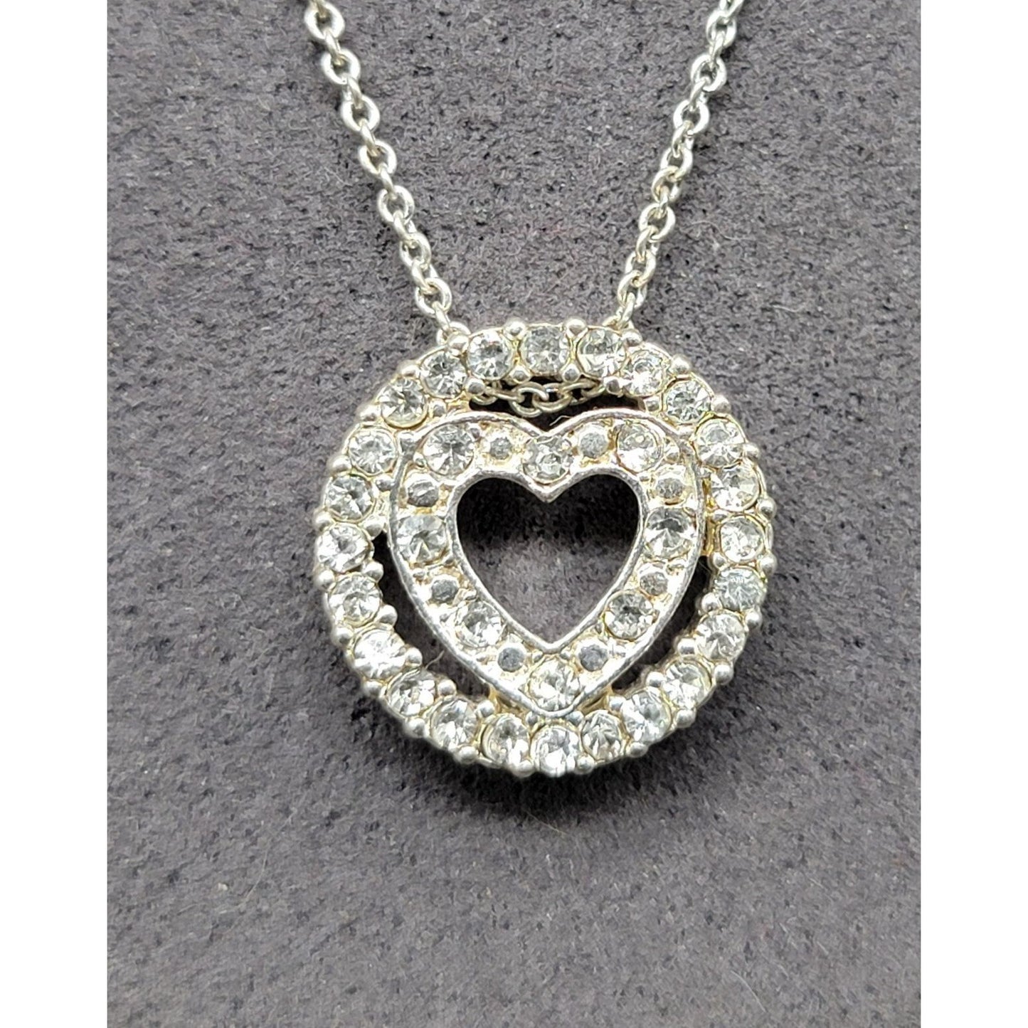 Avon NR Eternal Heart Pendant Necklace Clear Rhinestones Silver Tone Vintage 16"