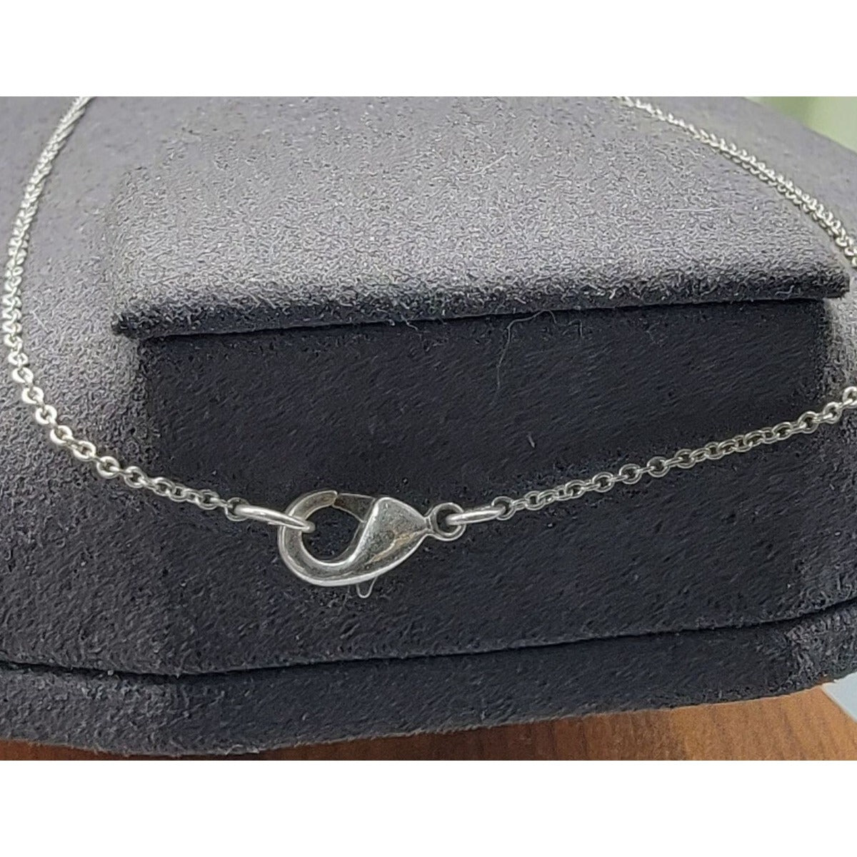 Avon NR Eternal Heart Pendant Necklace Clear Rhinestones Silver Tone Vintage 16"