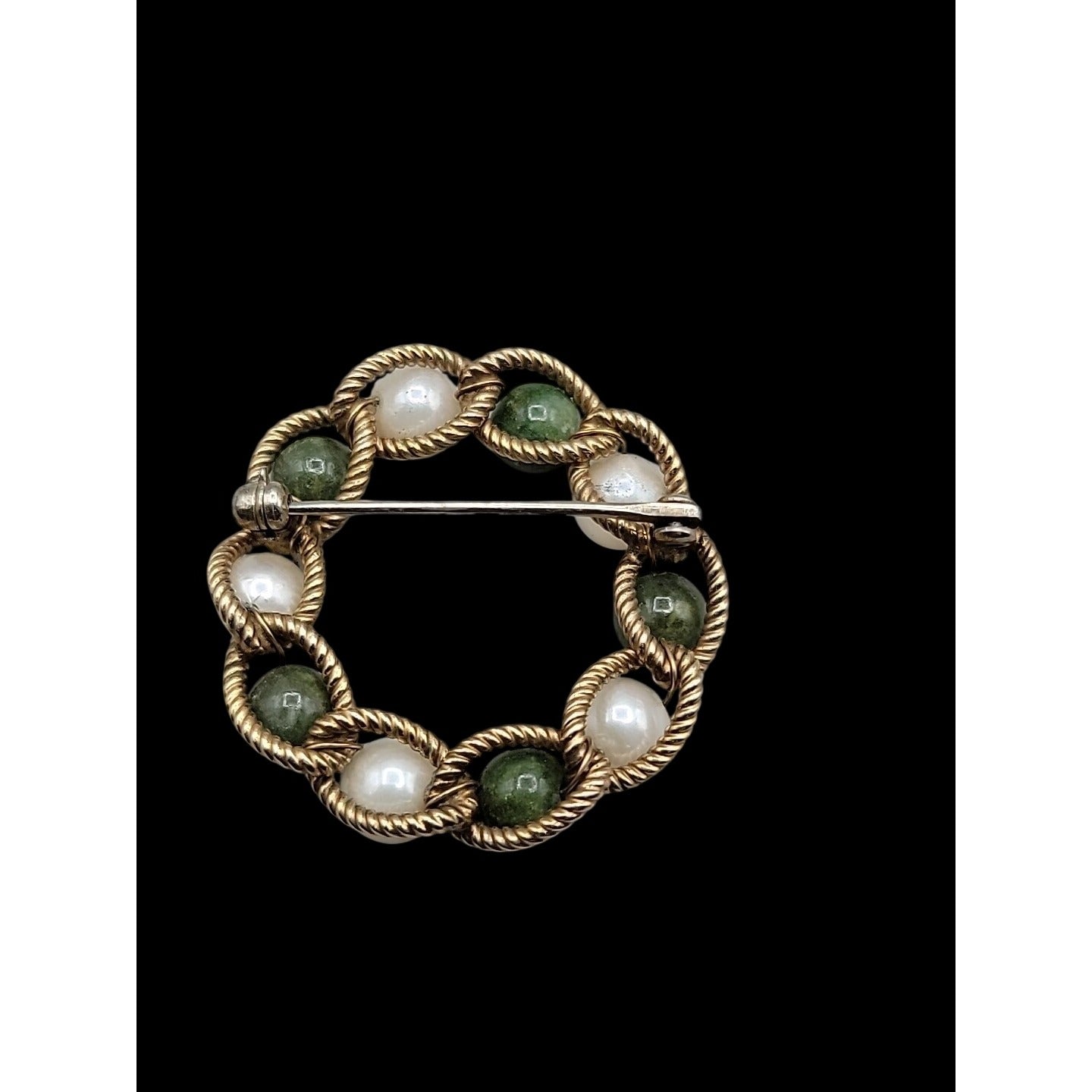 Vintage A-Z 1/20 12k Jade & Pearl Brooch Twisted Yellow Gold Filled Frame