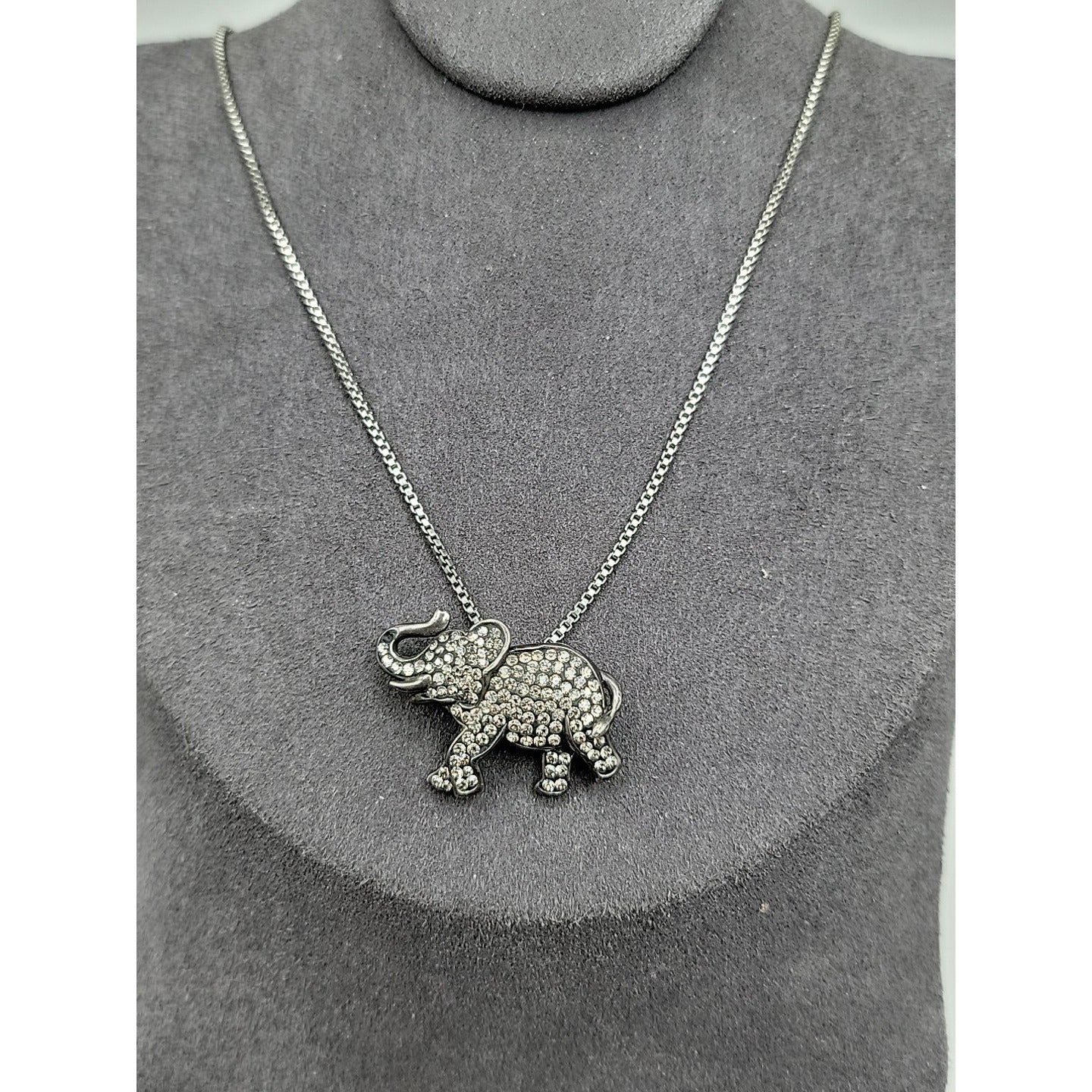 Vintage Sterling Silver AU Gray Crystal Elephant Pendant Necklace 18" 925 Chain