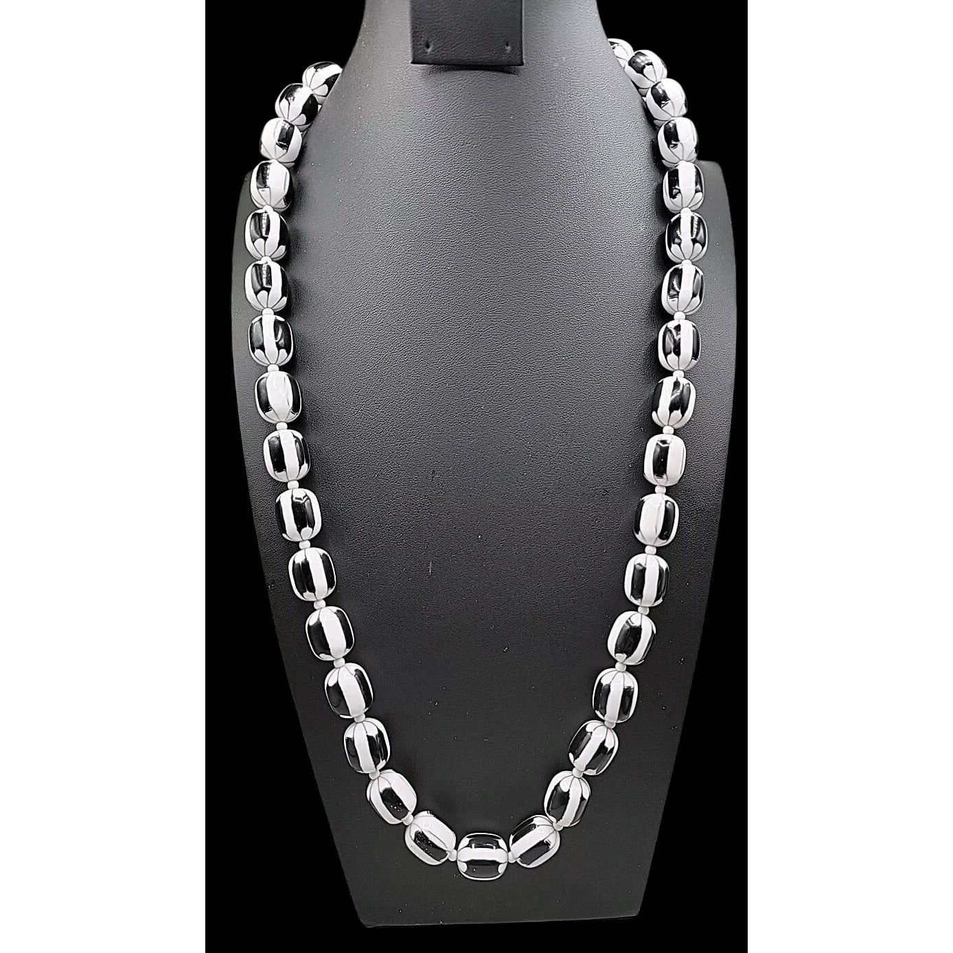 Vintage Black & White Striped Design Lucite Bead Necklace 1950s 30" Oval 13.7mm