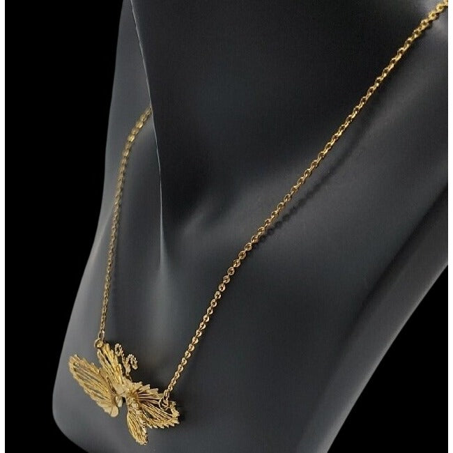 3-D Butterfly Necklace 18" Chain Ladies Gold-Tone
