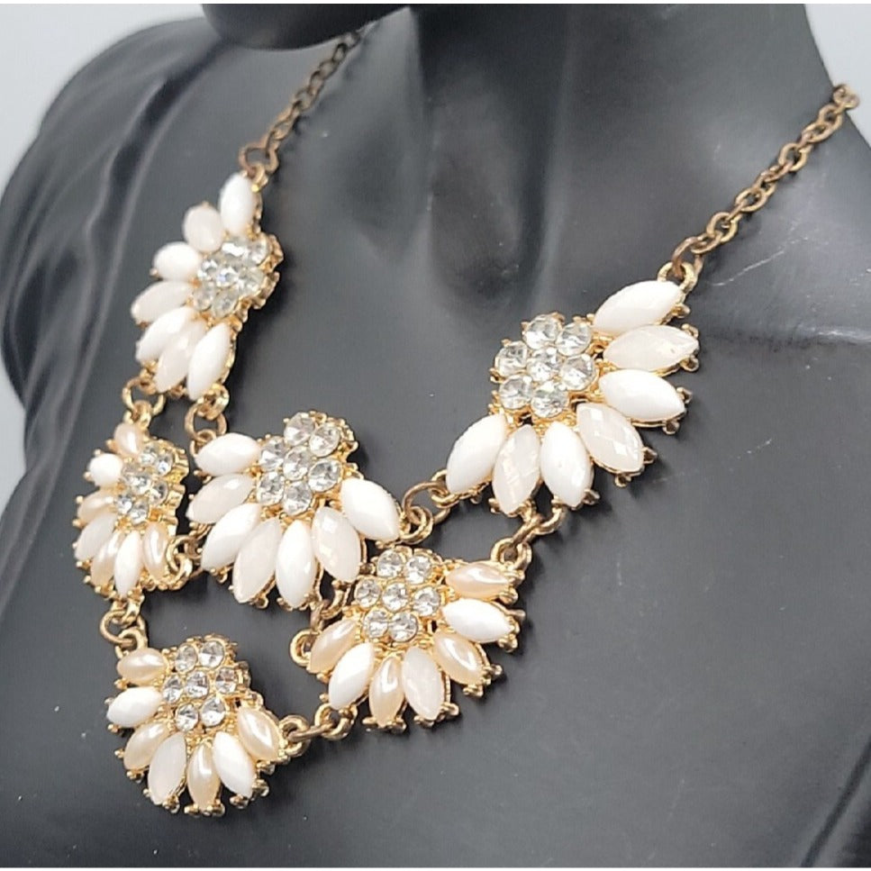J Crew White Floral Bib Necklace Boho Style Statement 20" Necklace