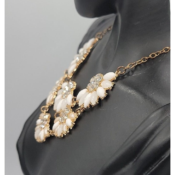 J Crew White Floral Bib Necklace Boho Style Statement 20" Necklace