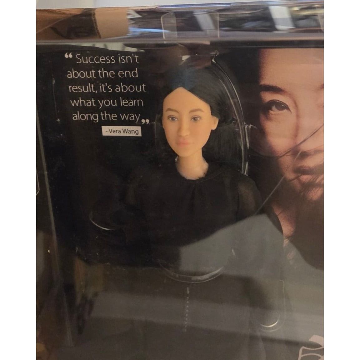Vera Wang Barbie Doll Signature Tribute Collection 2022 Black Label w/COA