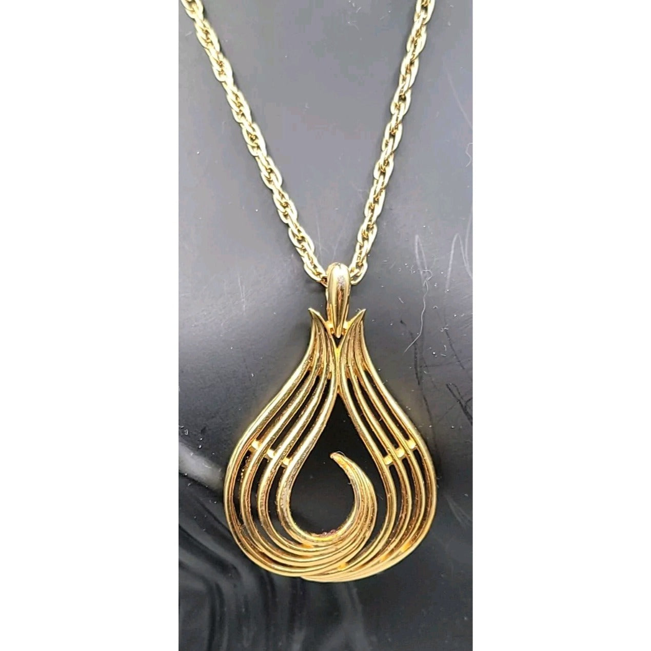 Crown Trifari Pendant Necklace 1960's Large Gold Plated Teardrop Shaped  36"
