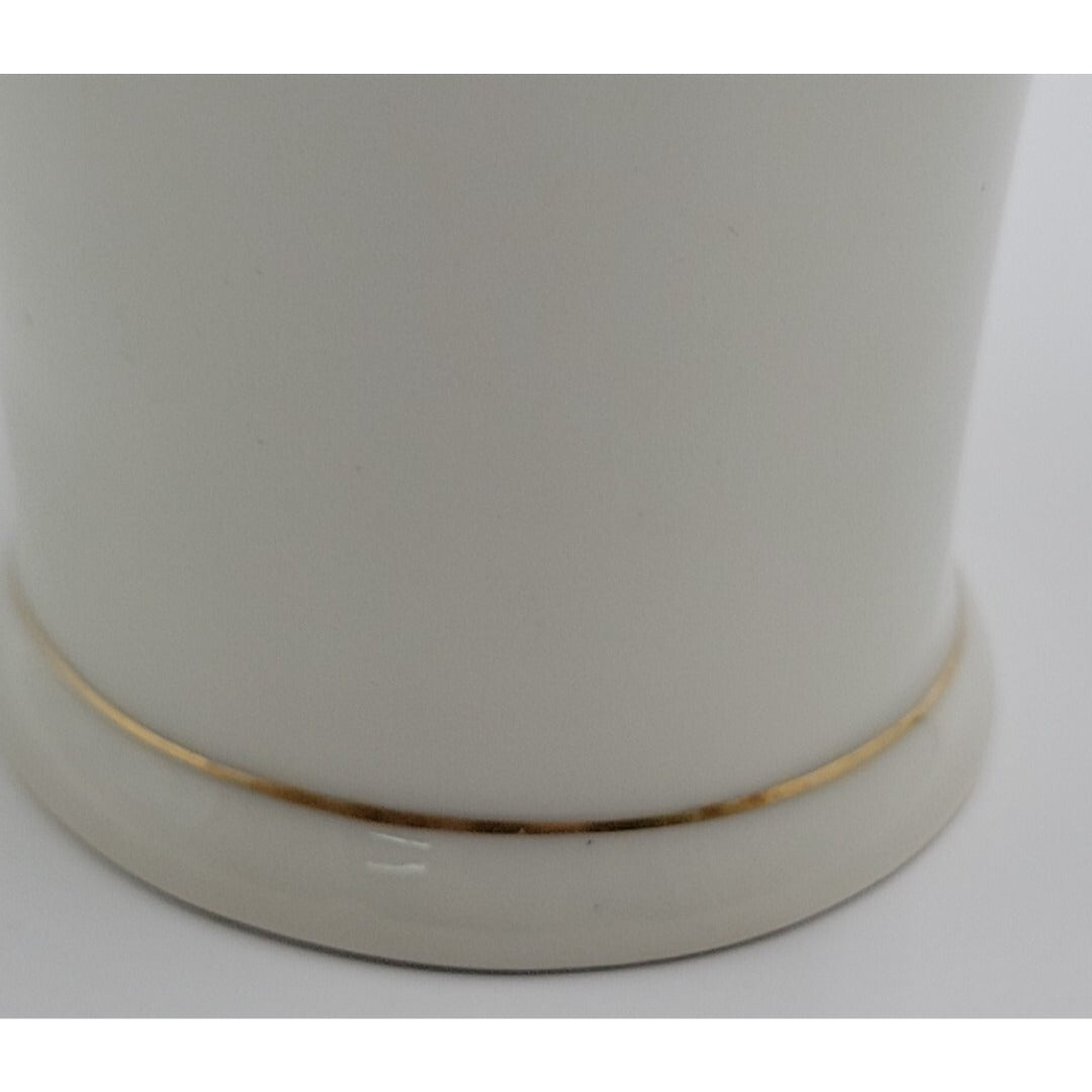 Oscar De La Renta TEAROSE Vase Reticulated Vase West Germany Fine China UH 102