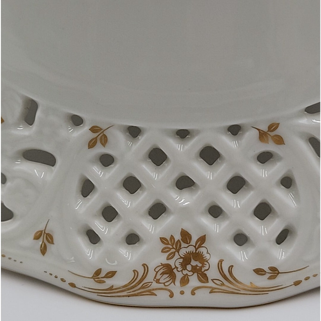 Oscar De La Renta TEAROSE Vase Reticulated Vase West Germany Fine China UH 102