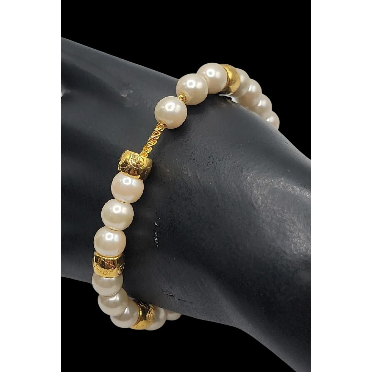 Vintage LCI Liz Claiborne Faux Pearl Gold Tone Bead Bracelet 1990s 7.5" Cable