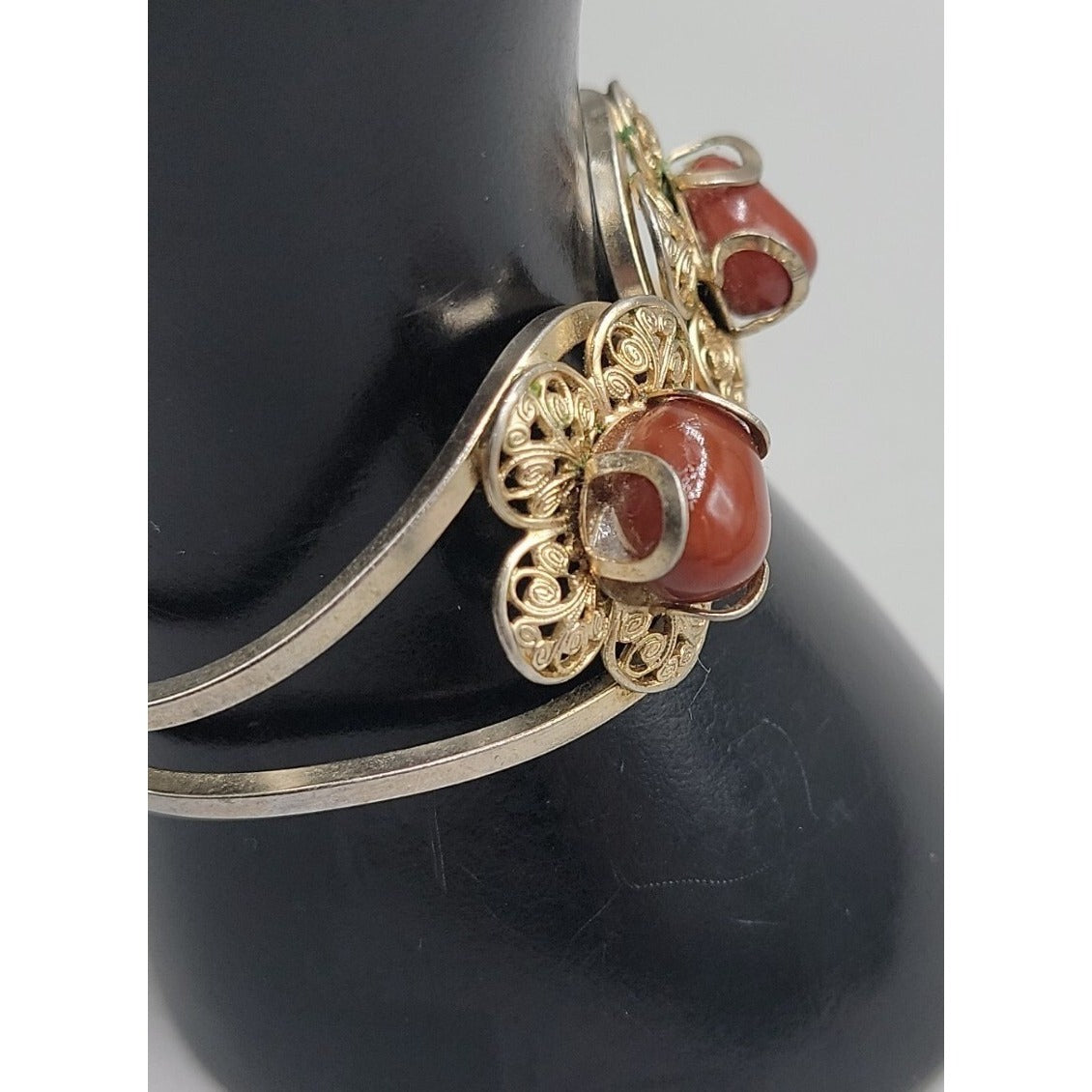 Juliana D&E Carnelian Cabochon Filigree Gold Tone Clamper Cuff Bracelet Vintage