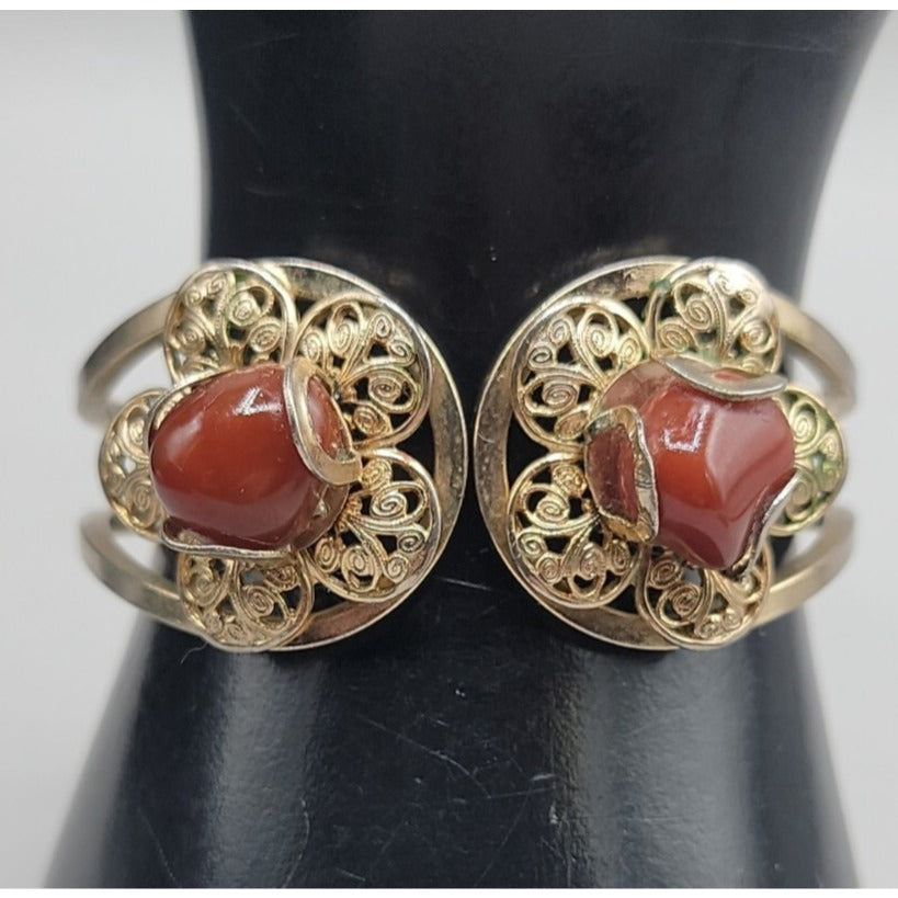 Juliana D&E Carnelian Cabochon Filigree Gold Tone Clamper Cuff Bracelet Vintage