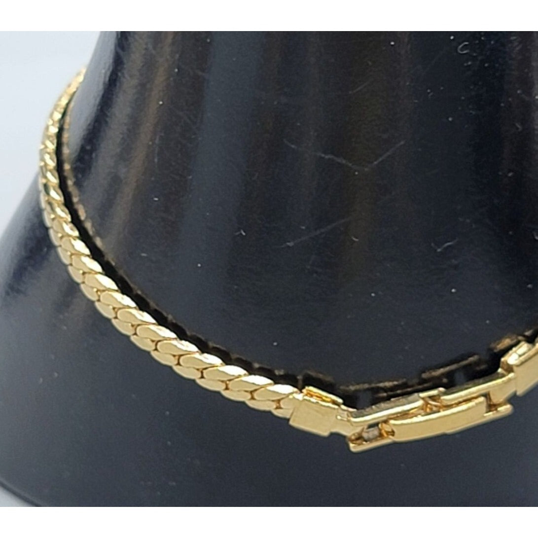 Onyx Crystal Swirl Bracelet Floating Gemstone Charm Gold Plated Chain Size 6.75"