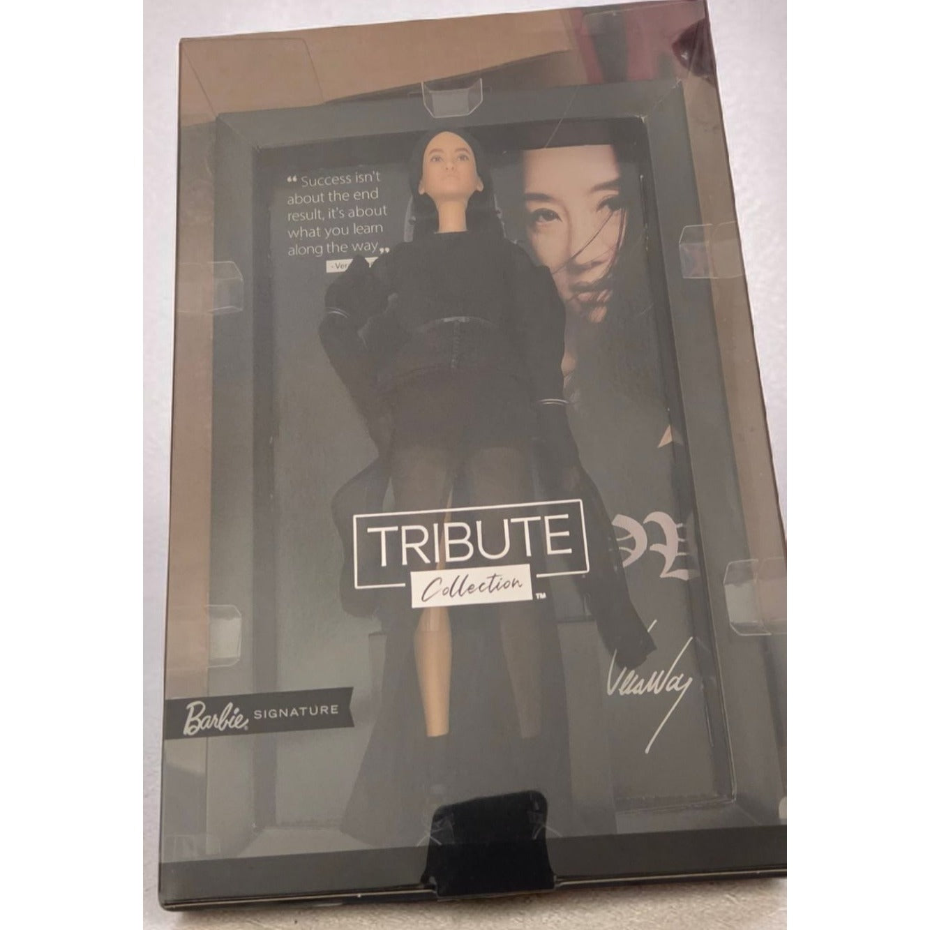 Vera Wang Barbie Doll Signature Tribute Collection 2022 Black Label w/COA