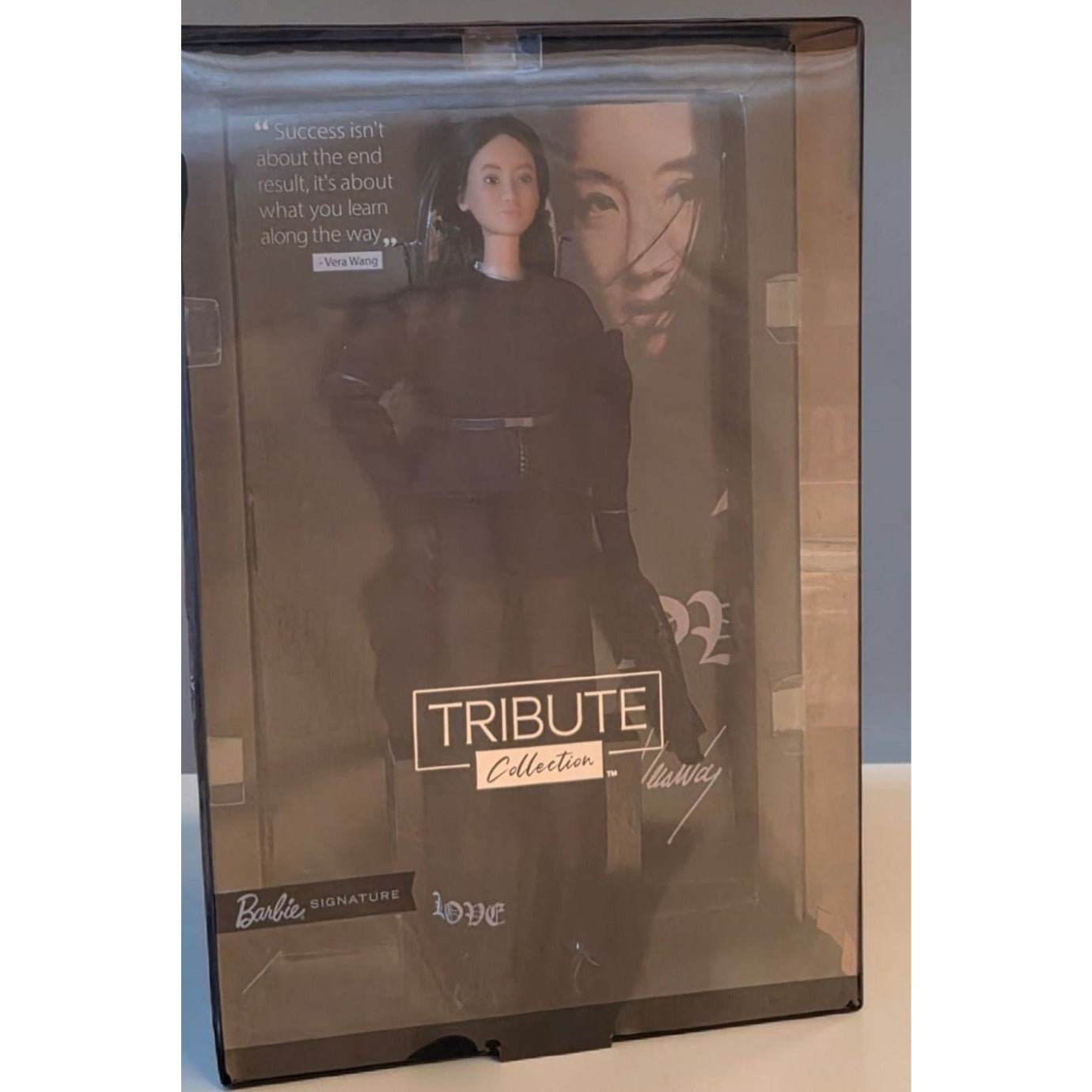 Vera Wang Barbie Doll Signature Tribute Collection 2022 Black Label w/COA