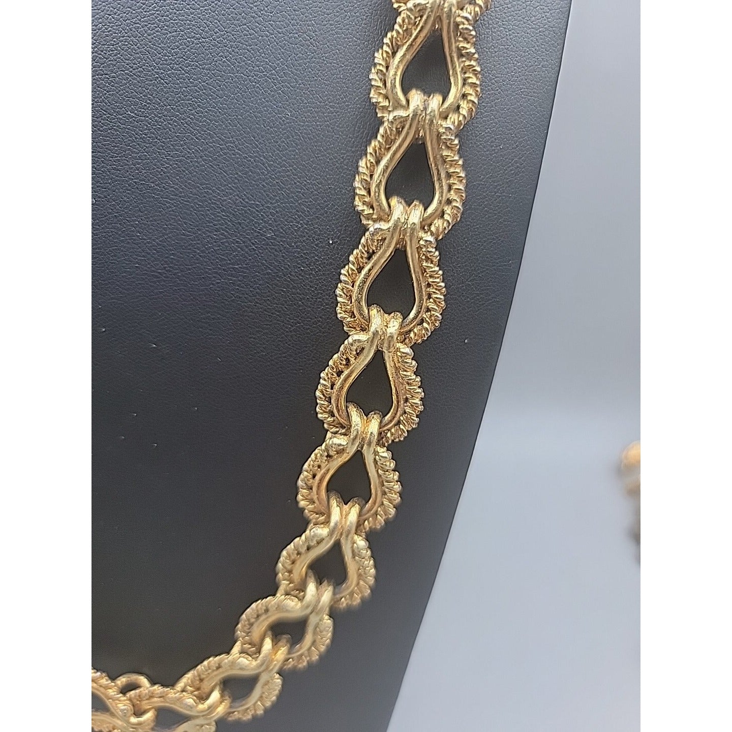 KJL 1980s Twisted Rope Necklace 30" Link Chain Gold Plated VTG Kenneth Jay Lane