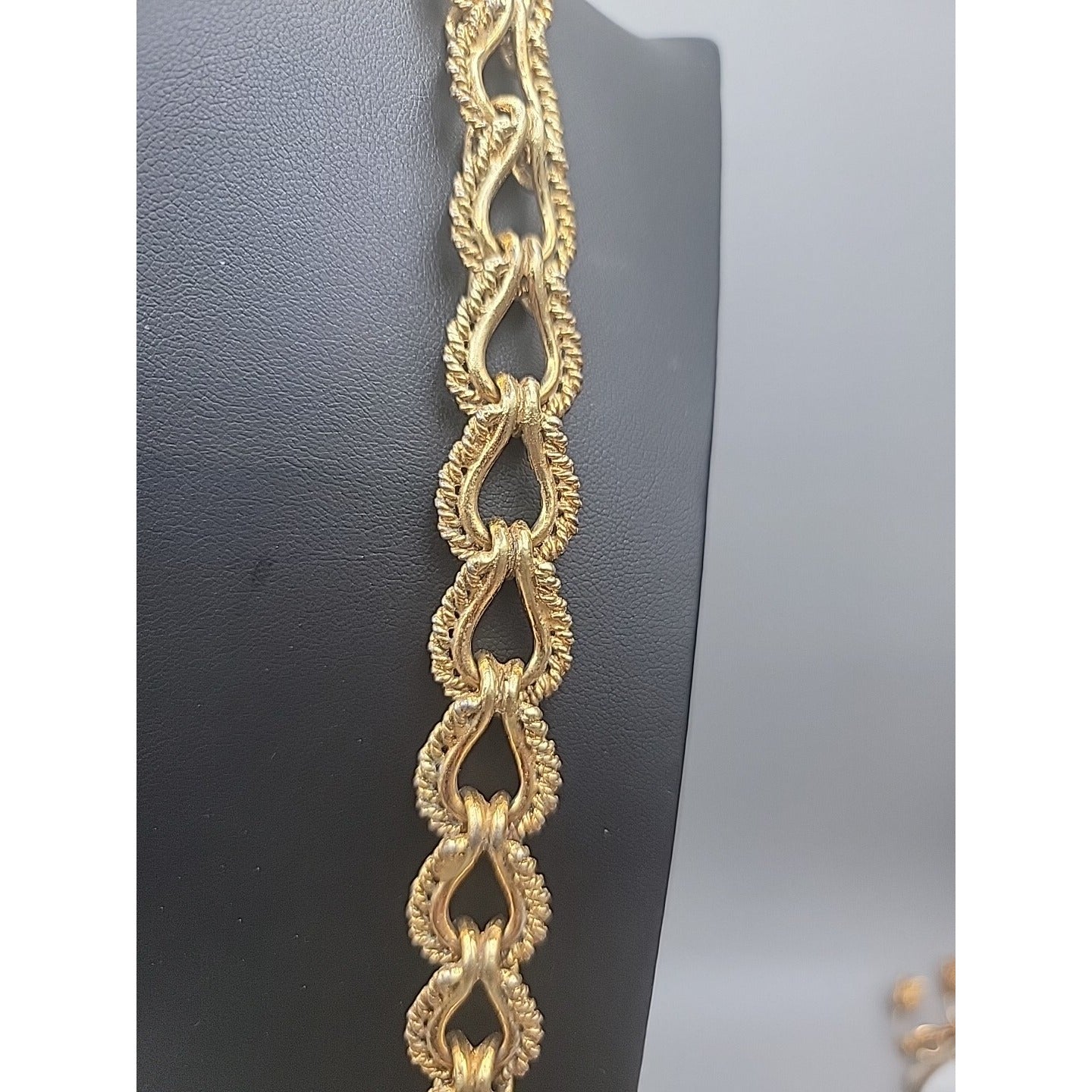 KJL 1980s Twisted Rope Necklace 30" Link Chain Gold Plated VTG Kenneth Jay Lane