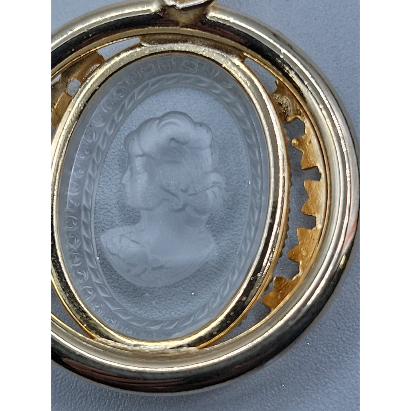 Vintage Glass Cameo Pendant Gold Tone Floral Frame Intaglio Victorian Style