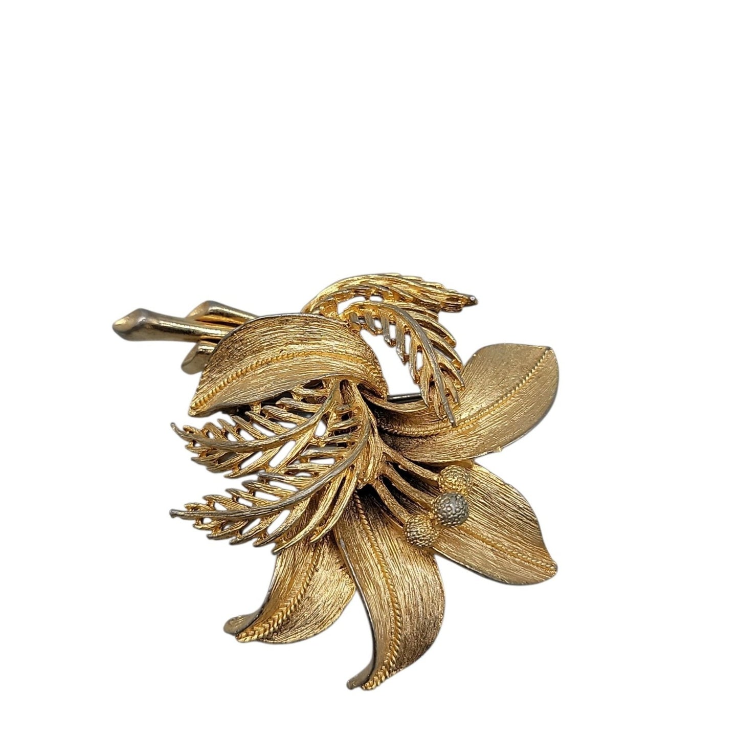 Designer Floral Lily Brooch Textured Petal/Leaf Details Elegant VTG Gold-Toned