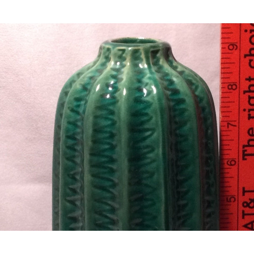 Blue Mountain Pottery Fluted Vase Drip Glazed Zig Zag Pattern Lotus Style 9"