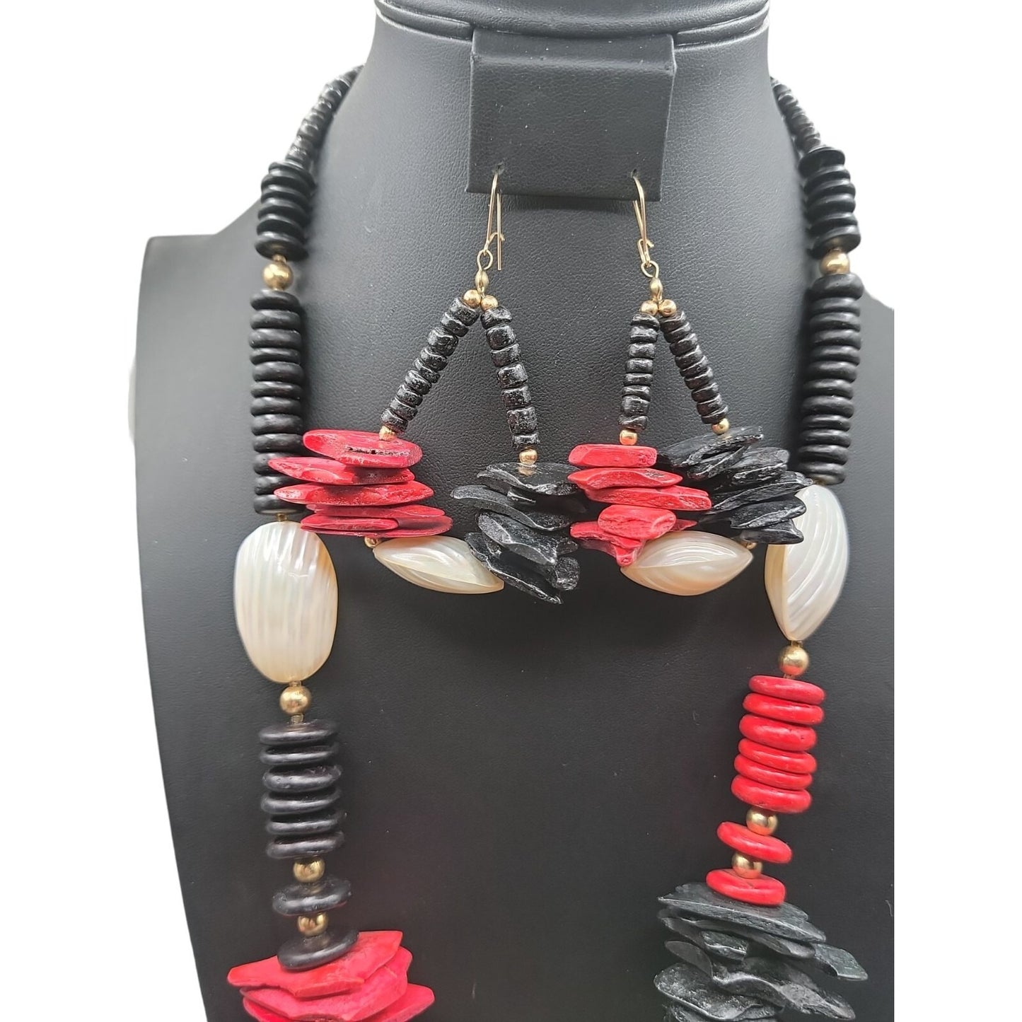 Boho Style Large Shell Pendant Necklace & Earrings Red Black Wood White Glass