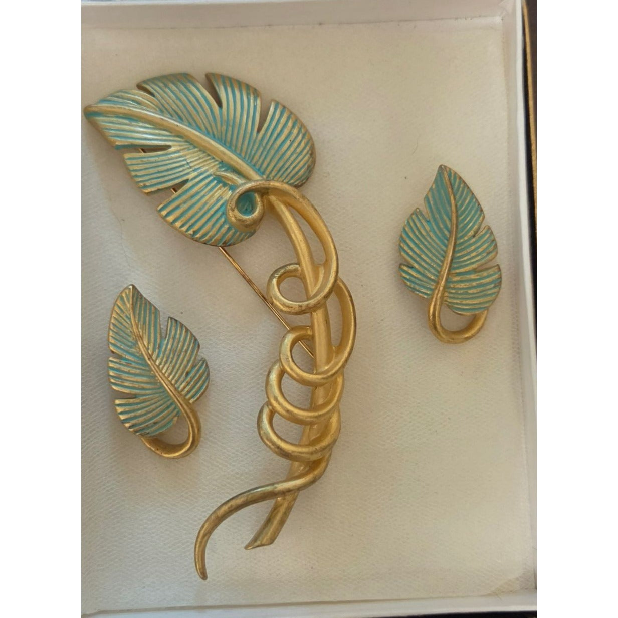 Vintage Givenchy Bird of Paradise Parure Set Leaf Brooch & Clip On Earrings
