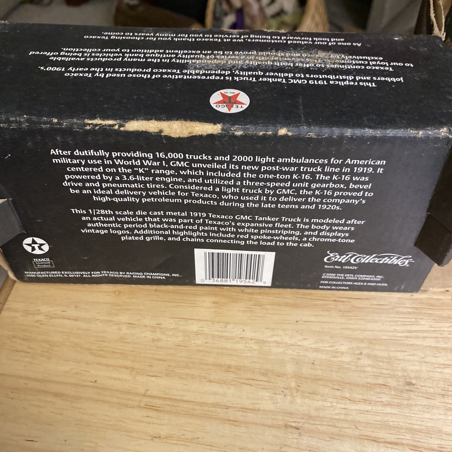 Vintage Ertl #19542V Texaco 1919 GMC Tanker Truck Series #17 Die Cast Bank 2000