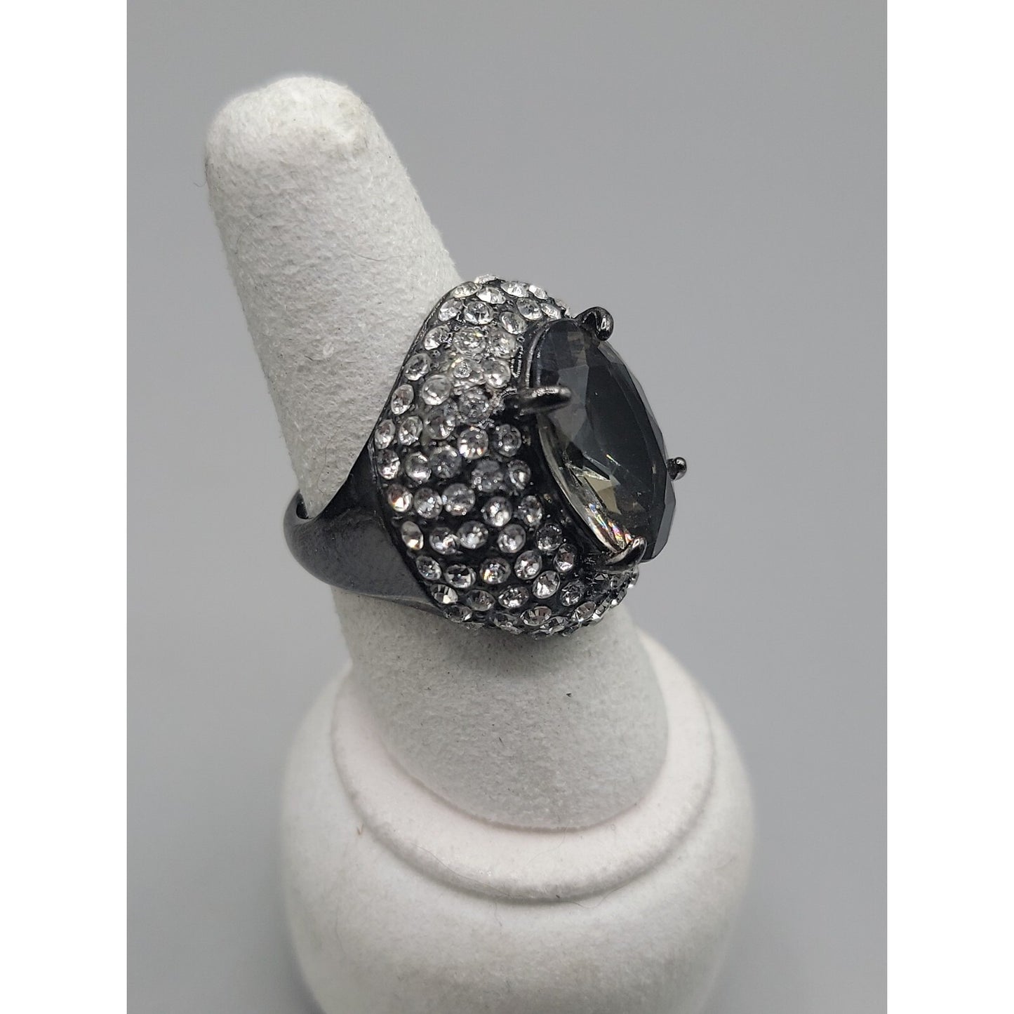 Smokey Black Cabochon Cocktail Ring Rhinestone Accent Gunmetal Gray Size 8