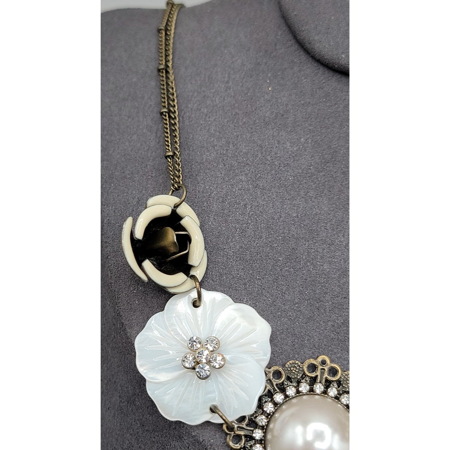 Park Lane Statement Necklace J'adore Flower & Mother Of Pearl 20" Vintage