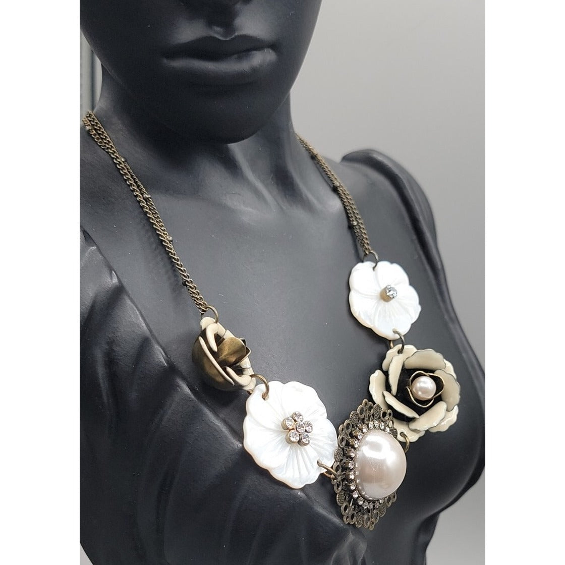 Park Lane Statement Necklace J'adore Flower & Mother Of Pearl 20" Vintage