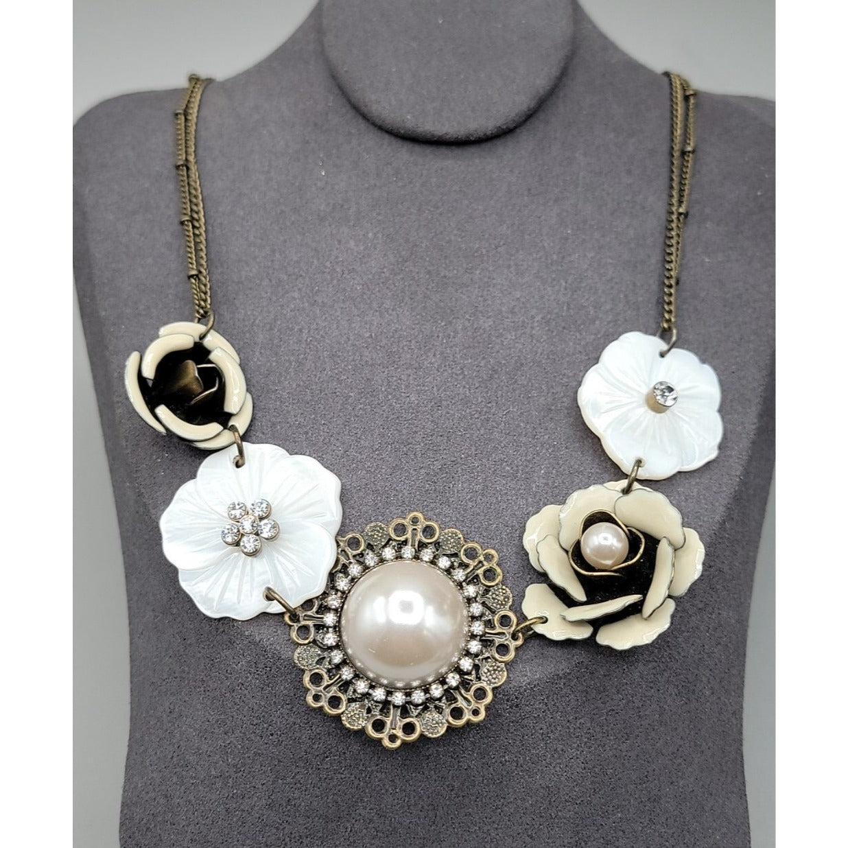 Park Lane Statement Necklace J'adore Flower & Mother Of Pearl 20" Vintage