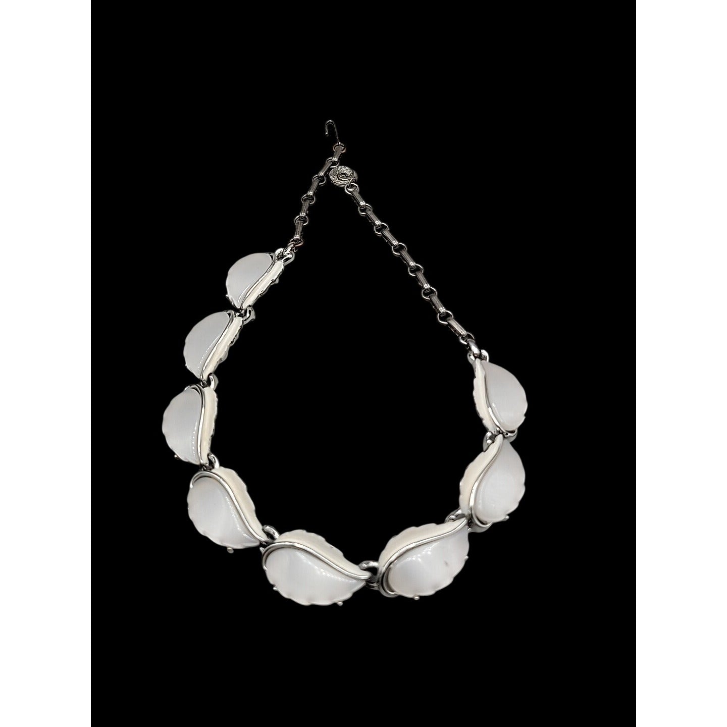 Lisner Thermoset White Moonglow Necklace 17" Silver Tone Lucite Creme Enamel VTG