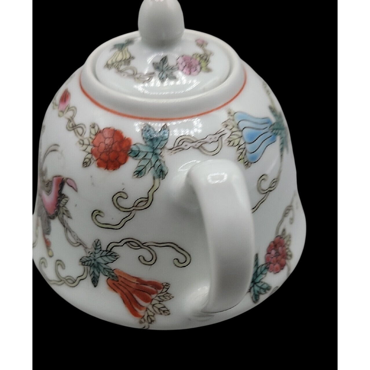 Vintage Chinese Jingdezhen Teapot Porcelain Hand Painted Butterfly Famille