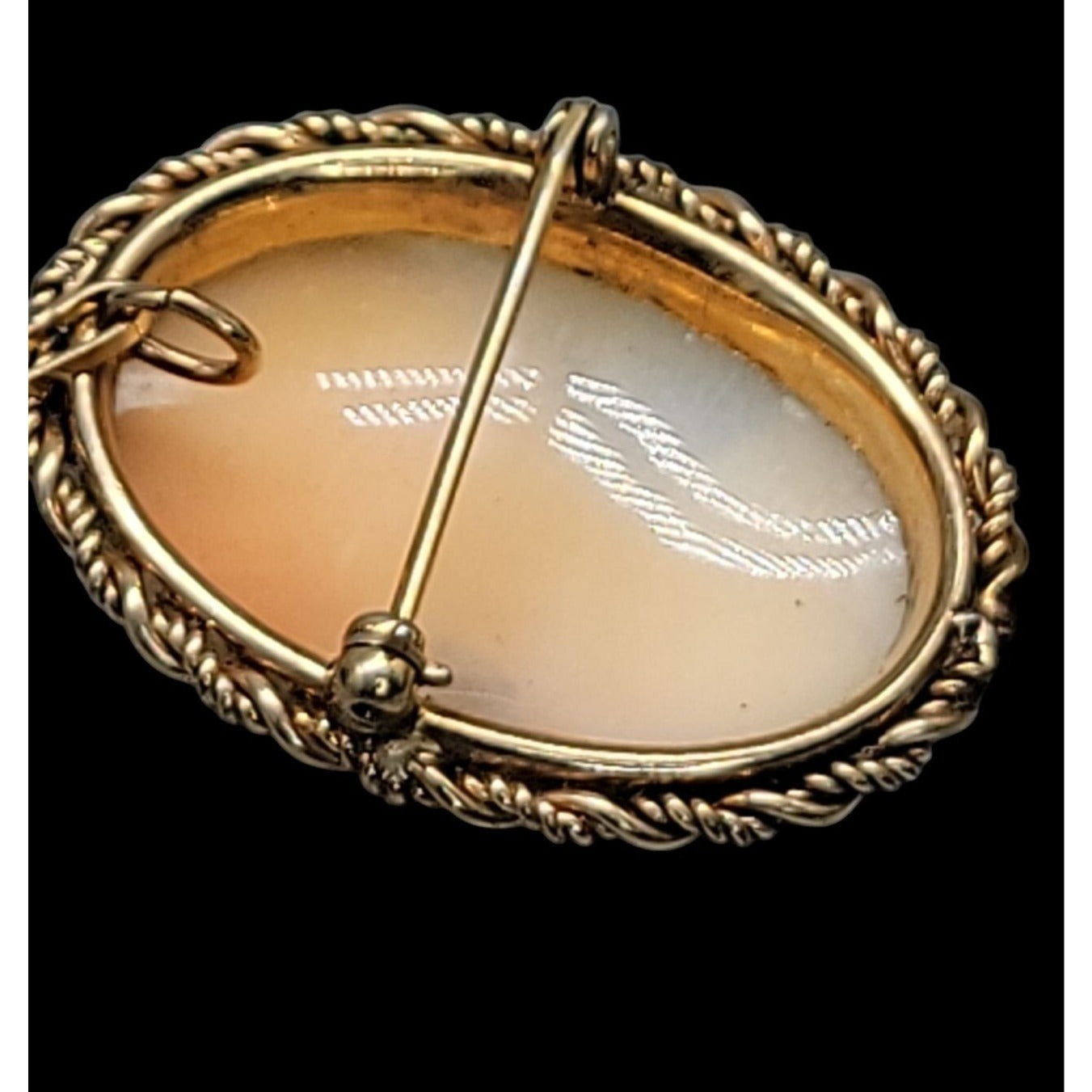 Rolyn 12kgf Carved Shell Cameo Brooch Pendant Signed R INC Vintage Estate