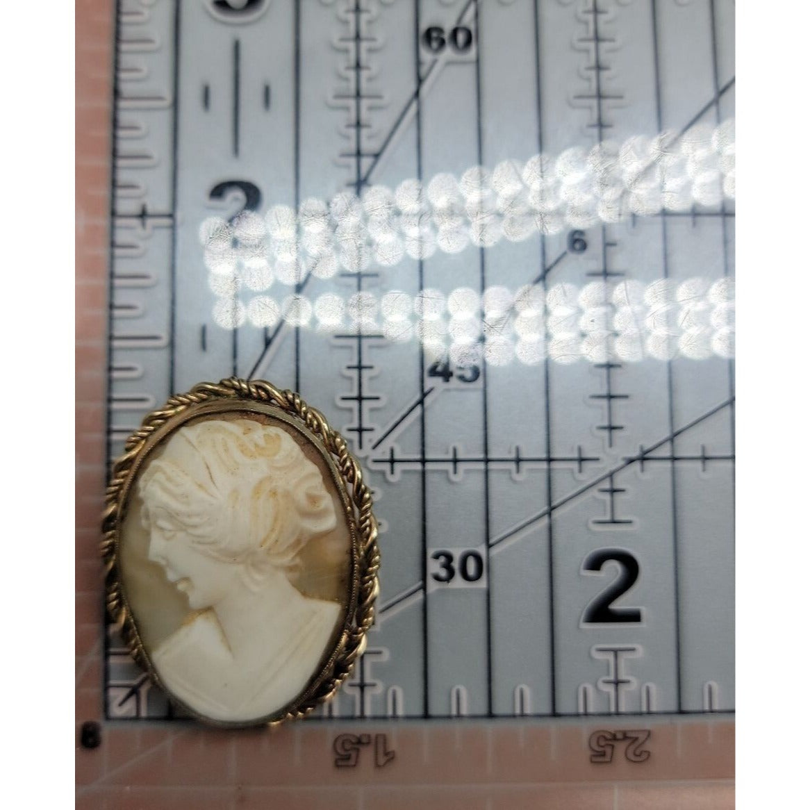 Rolyn 12kgf Carved Shell Cameo Brooch Pendant Signed R INC Vintage Estate