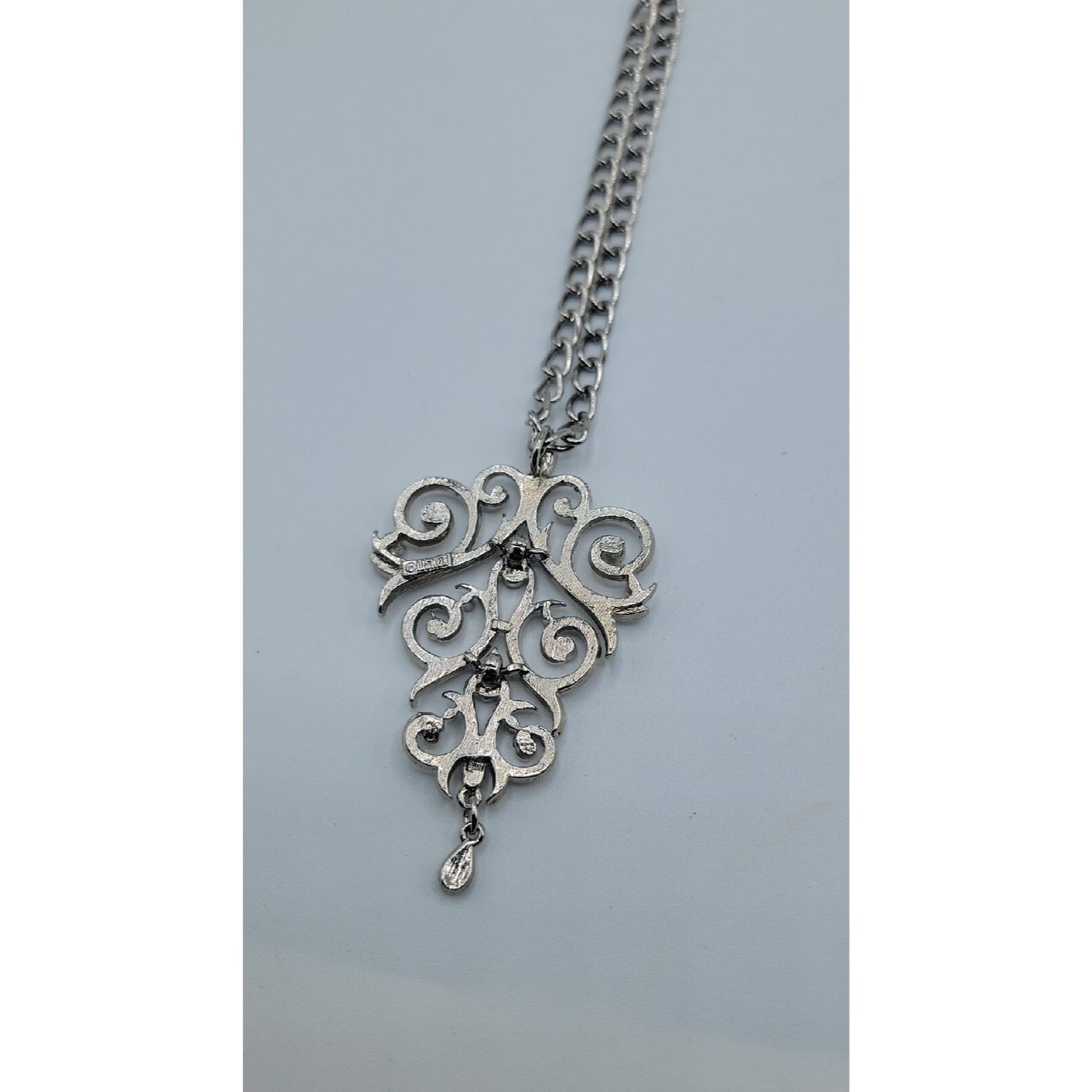 Lisner Scrolling Waterfall Pendant Necklace Articulated Silver Tone Vintage 24"